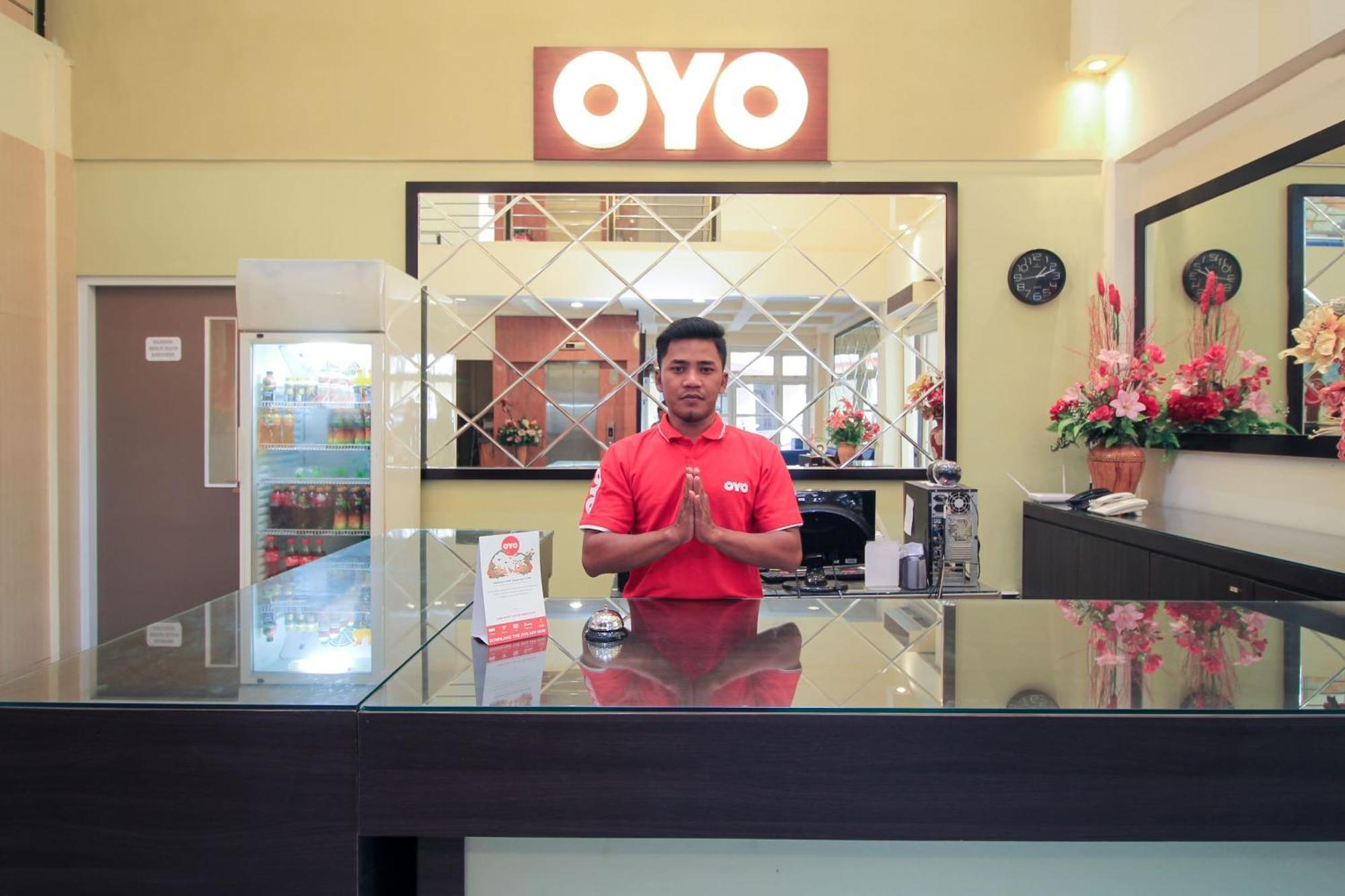 Super Oyo Capital O 175 K-60 Residence Surabaya Eksteriør billede