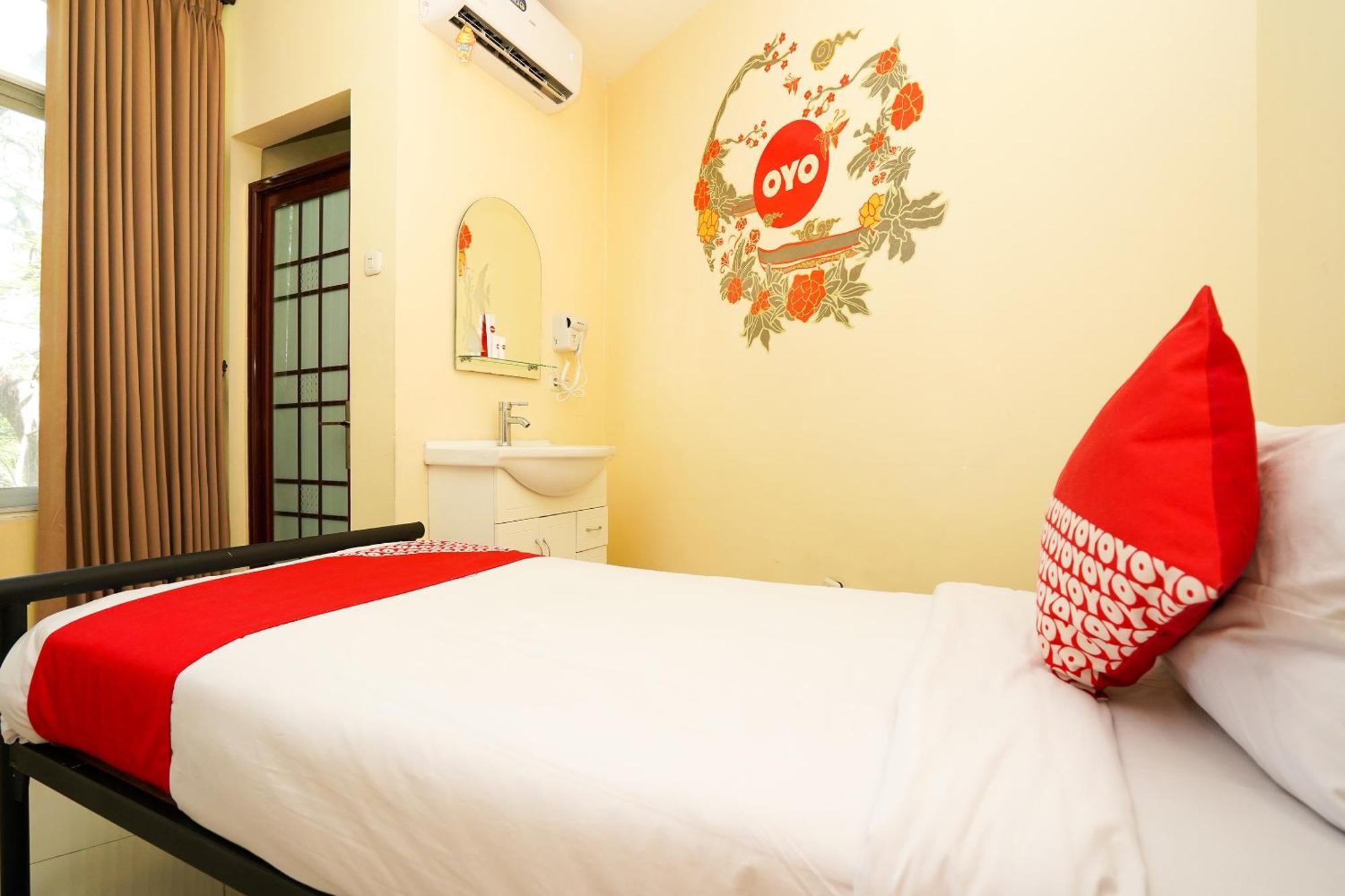 Super Oyo Capital O 175 K-60 Residence Surabaya Eksteriør billede