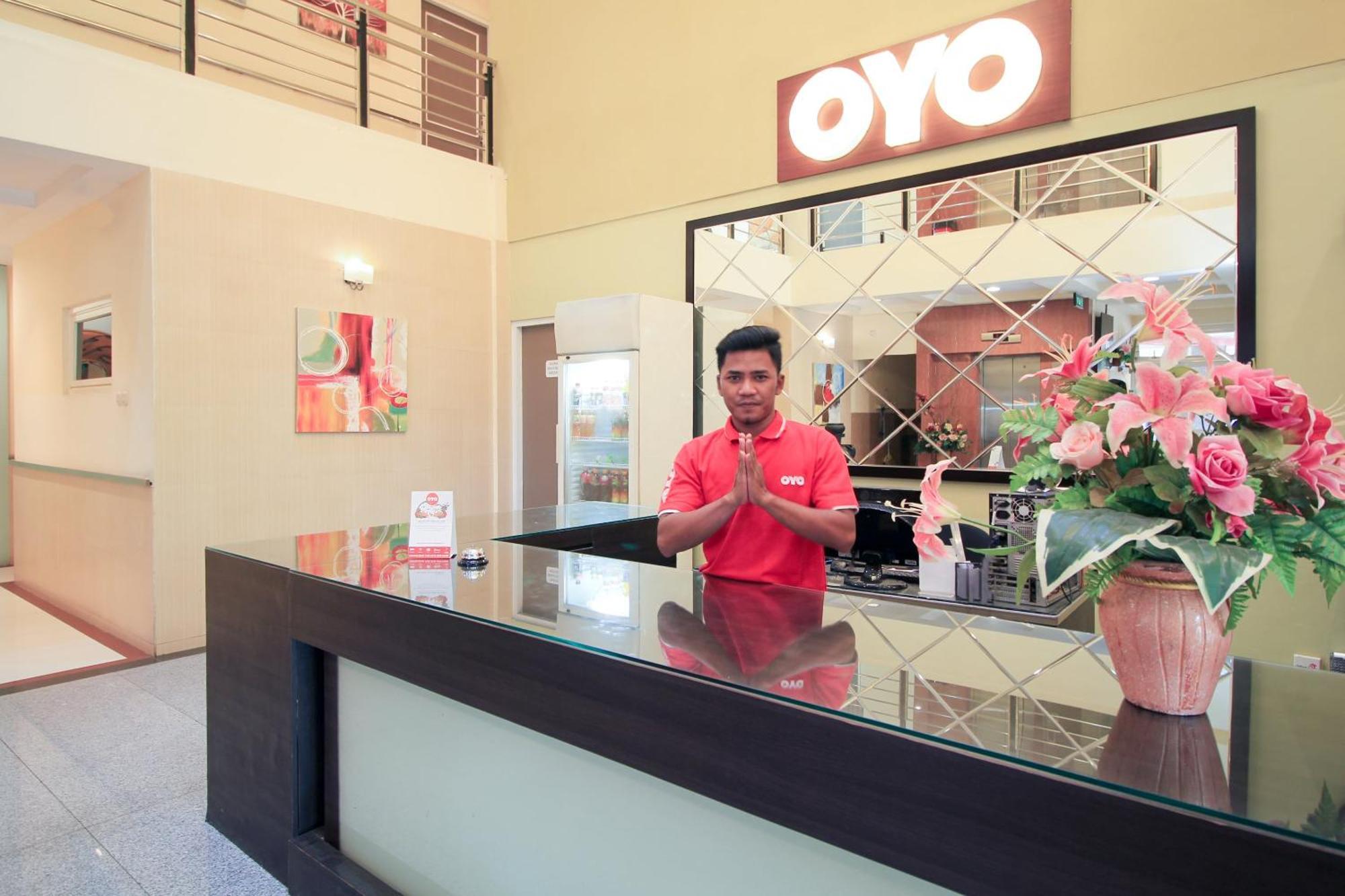 Super Oyo Capital O 175 K-60 Residence Surabaya Eksteriør billede