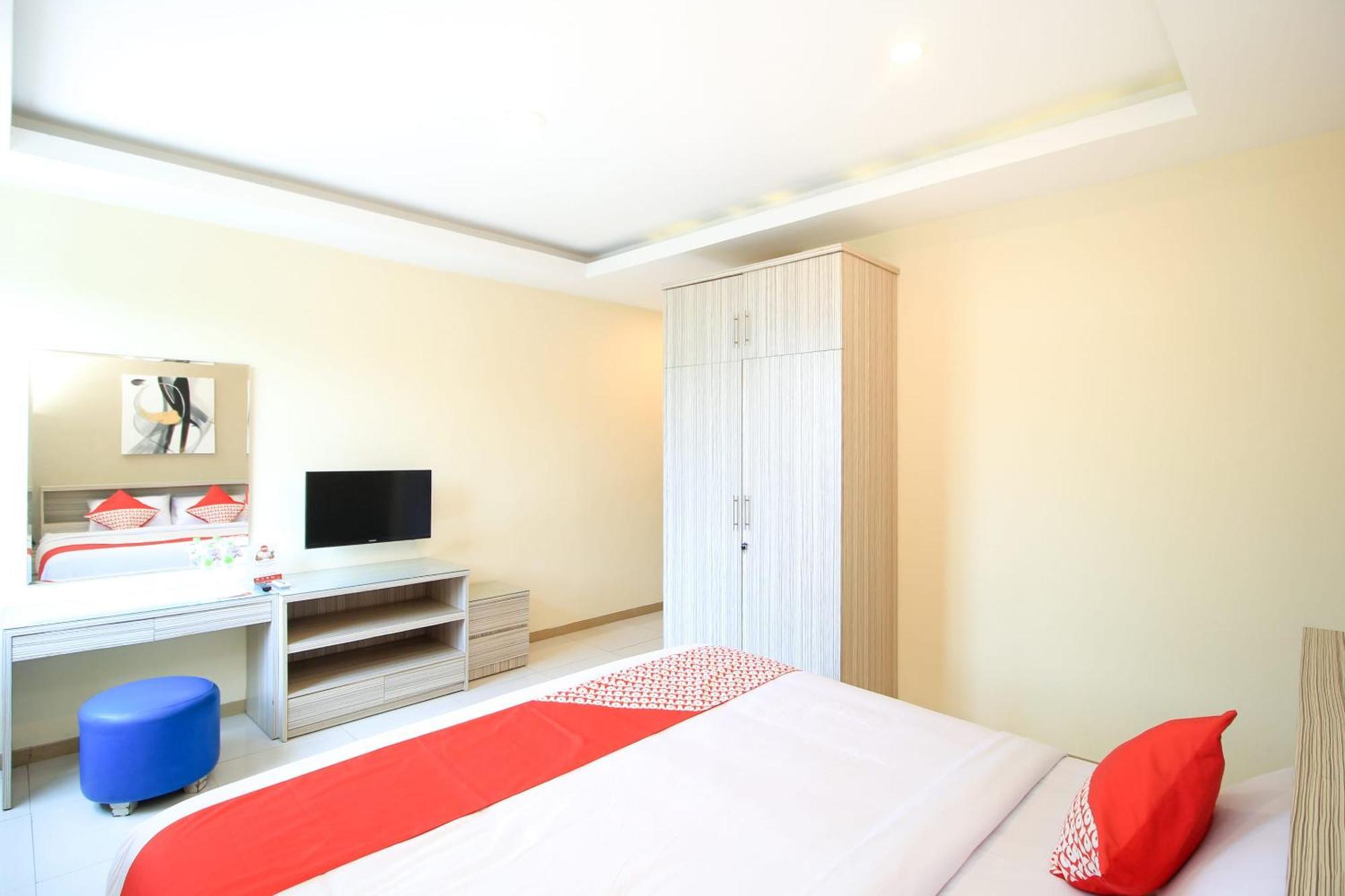 Super Oyo Capital O 175 K-60 Residence Surabaya Eksteriør billede