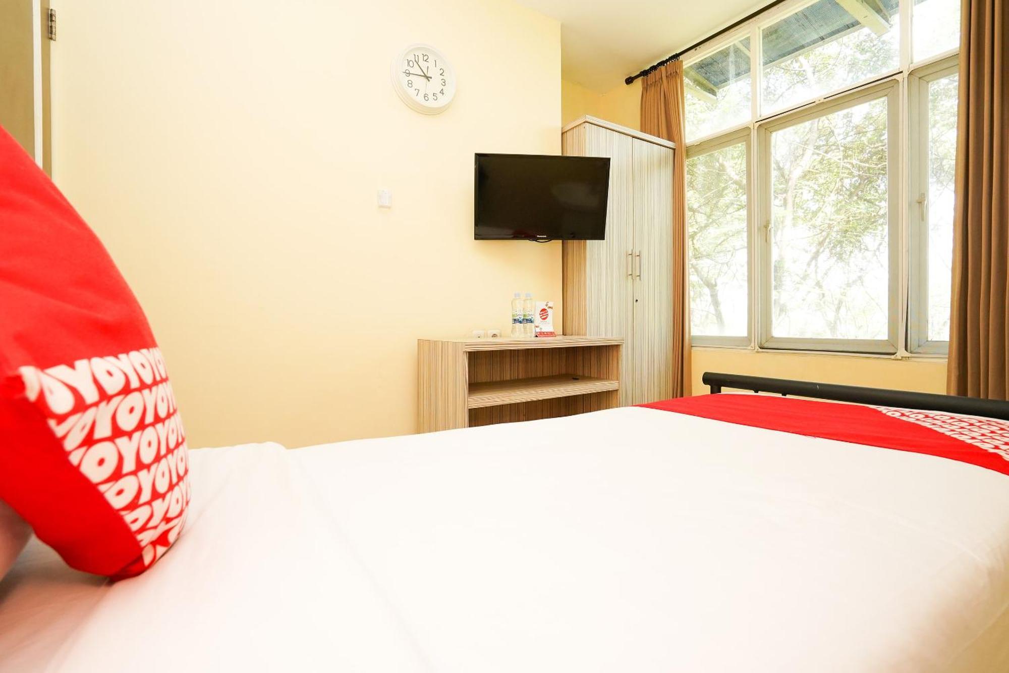 Super Oyo Capital O 175 K-60 Residence Surabaya Eksteriør billede